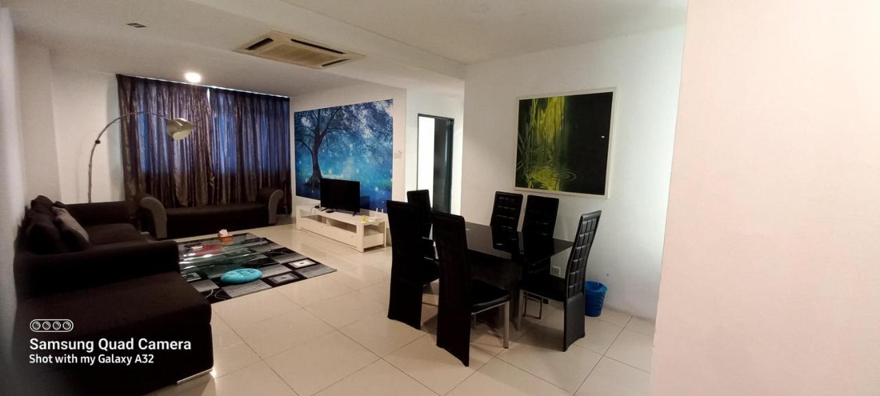 One Maxim Residence At Taragon Kuala Lumpur Eksteriør billede
