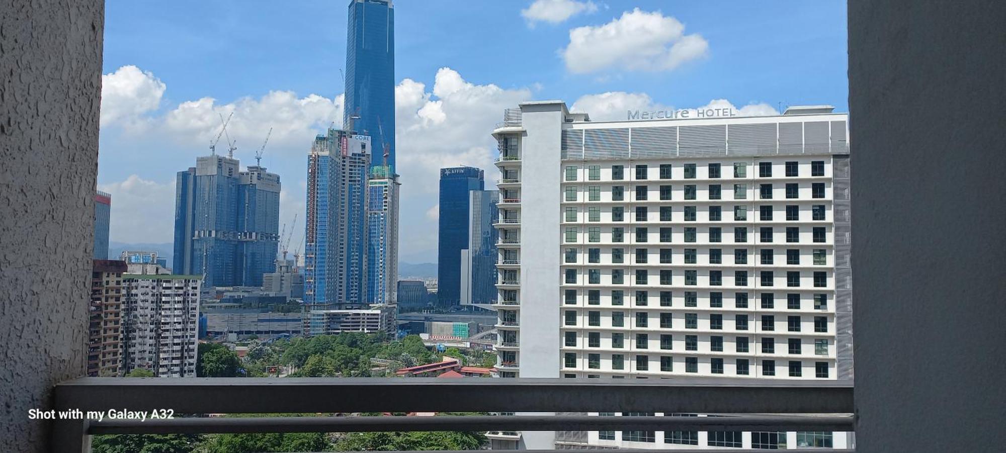 One Maxim Residence At Taragon Kuala Lumpur Eksteriør billede